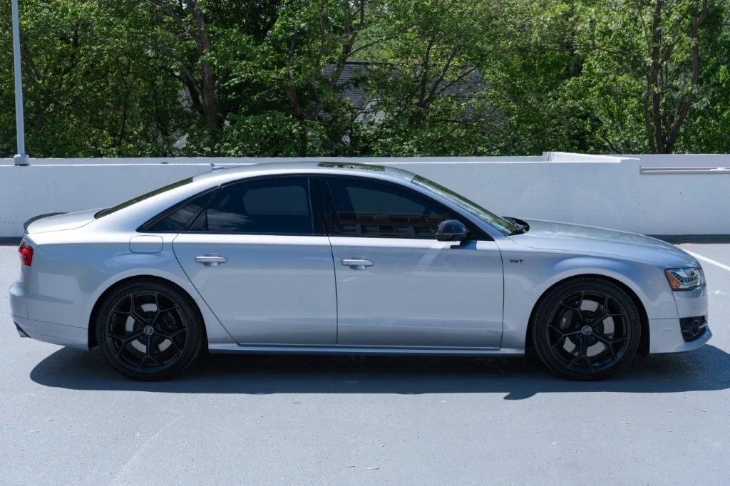 2017 Audi D4 S8 - Image 12 of 31