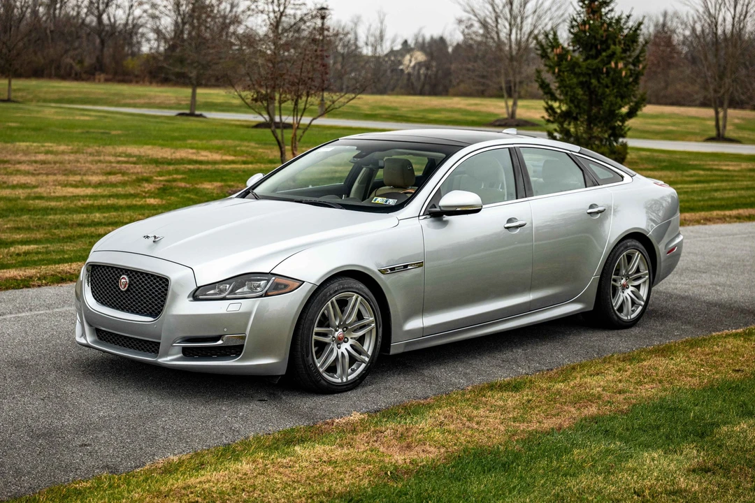 2017 Jaguar X351 XJ - Image 30 of 31
