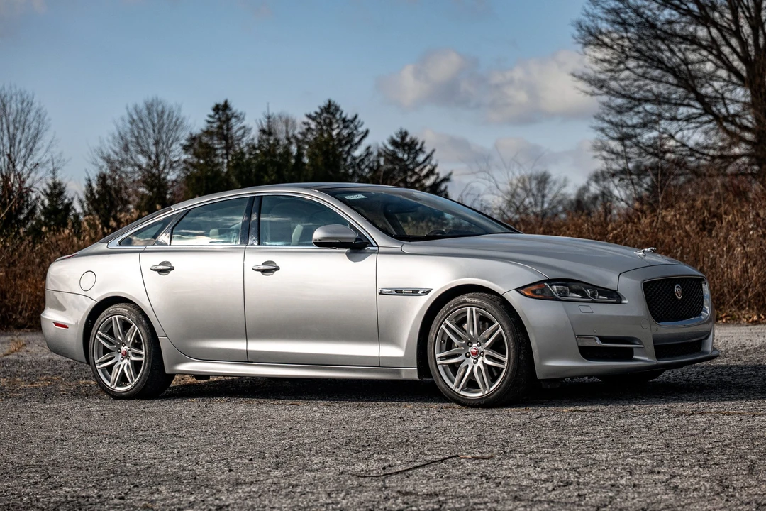 2017 Jaguar X351 XJ - Image 15 of 31