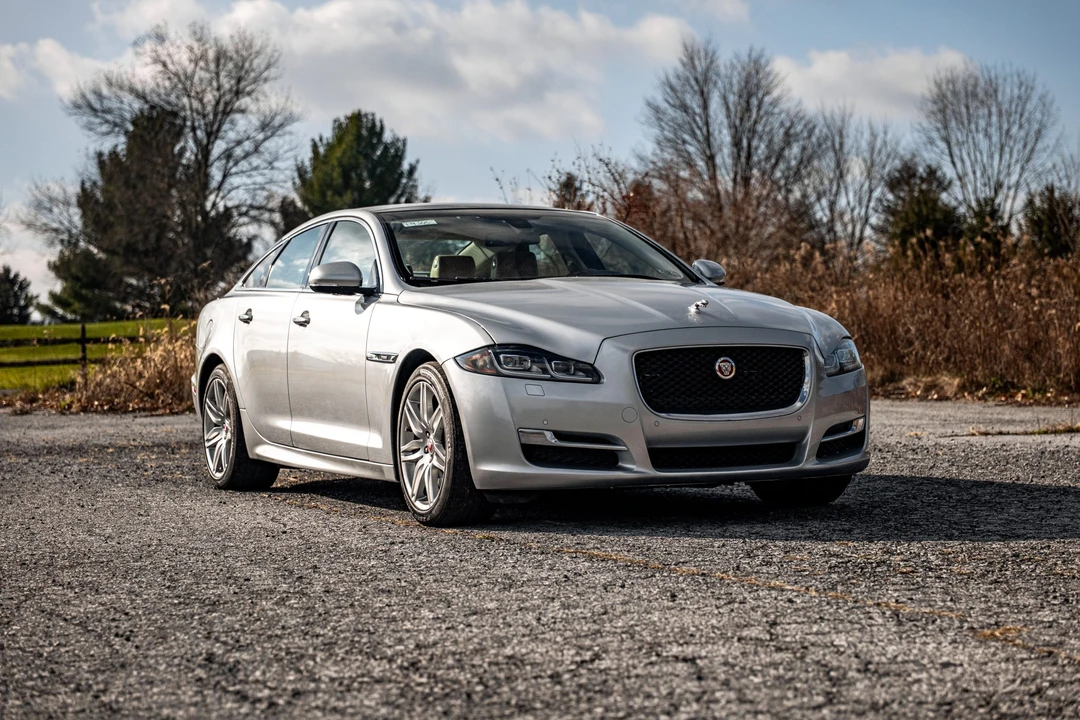 2017 Jaguar X351 XJ - Image 14 of 31