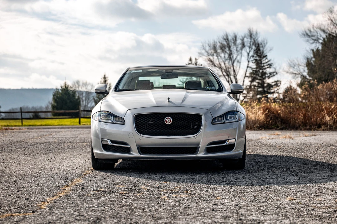 2017 Jaguar X351 XJ - Image 12 of 31