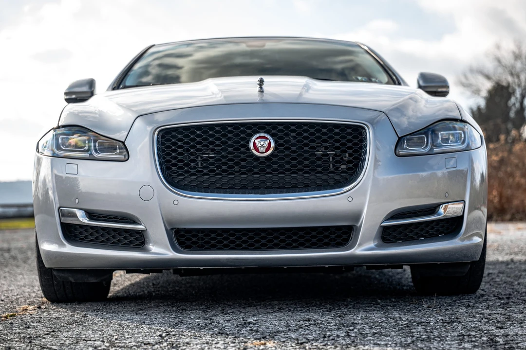 2017 Jaguar X351 XJ - Image 11 of 31