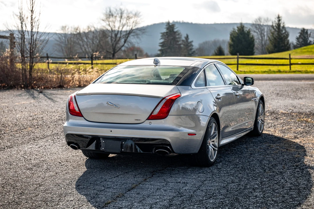 2017 Jaguar X351 XJ - Image 21 of 31