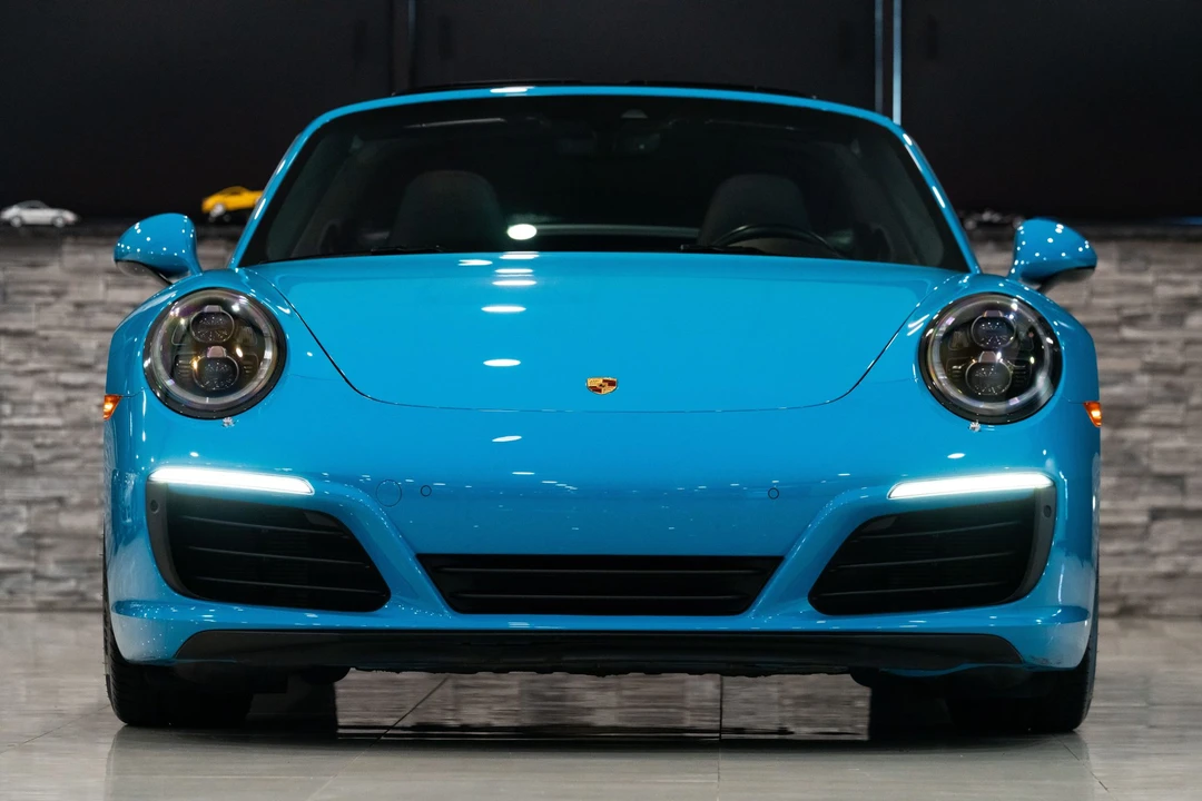 2017 Porsche 991 Targa 4 & 4S - Image 15 of 31