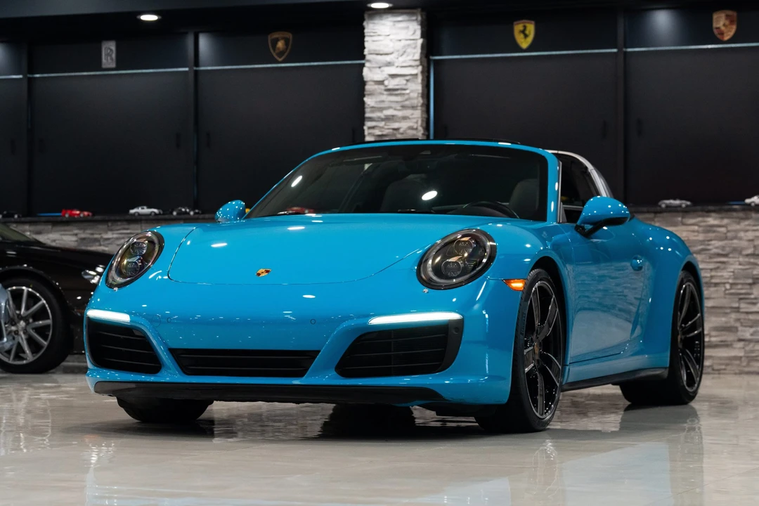 2017 Porsche 991 Targa 4 & 4S - Image 19 of 31