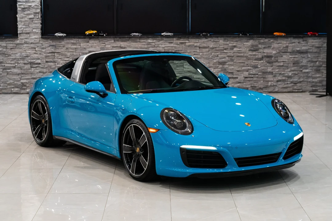 2017 Porsche 991 Targa 4 & 4S - Image 7 of 31