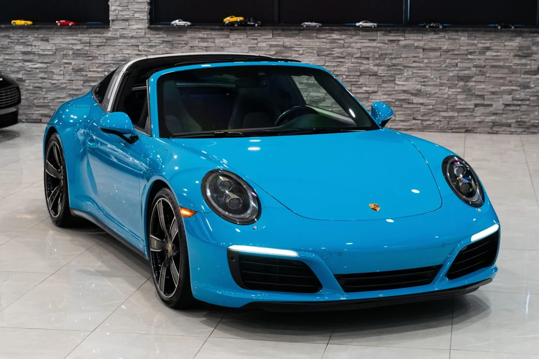 2017 Porsche 991 Targa 4 & 4S - Image 10 of 31