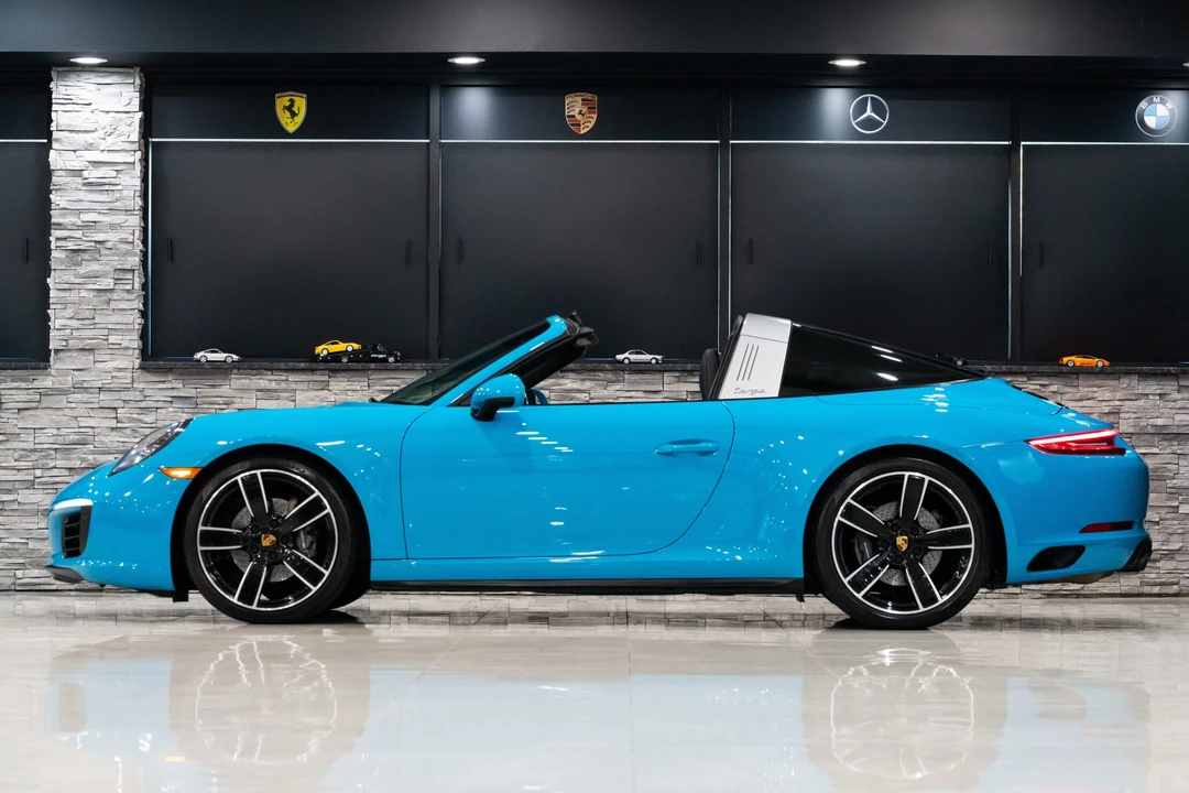 2017 Porsche 991 Targa 4 & 4S - Image 28 of 31