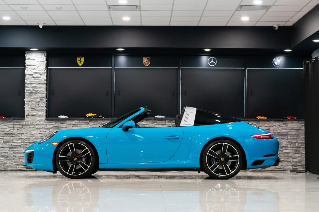 2017 Porsche 991 Targa 4 & 4S - Image 29 of 31