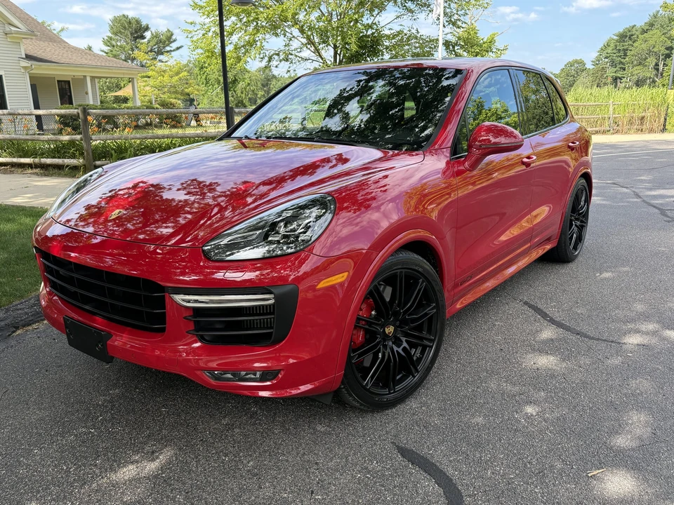 2017 Porsche 958 Cayenne GTS - Image 8 of 31
