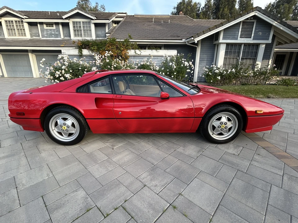 1989 Ferrari 328 GTB - Image 9 of 31