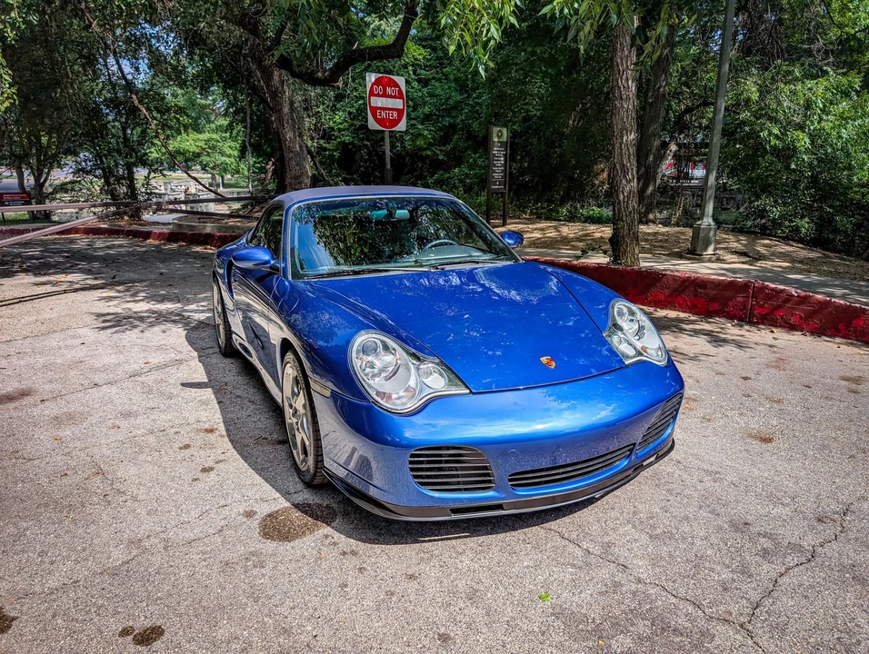 2005 Porsche 996 Turbo - Image 22 of 31