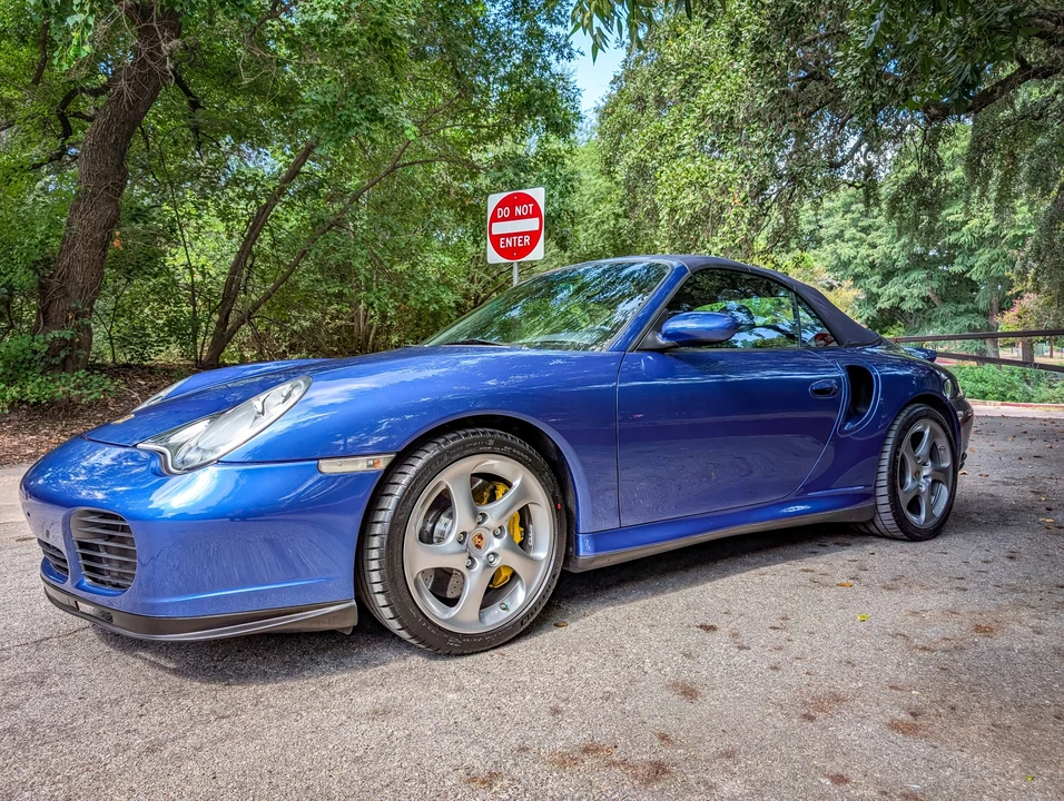2005 Porsche 996 Turbo - Image 11 of 31