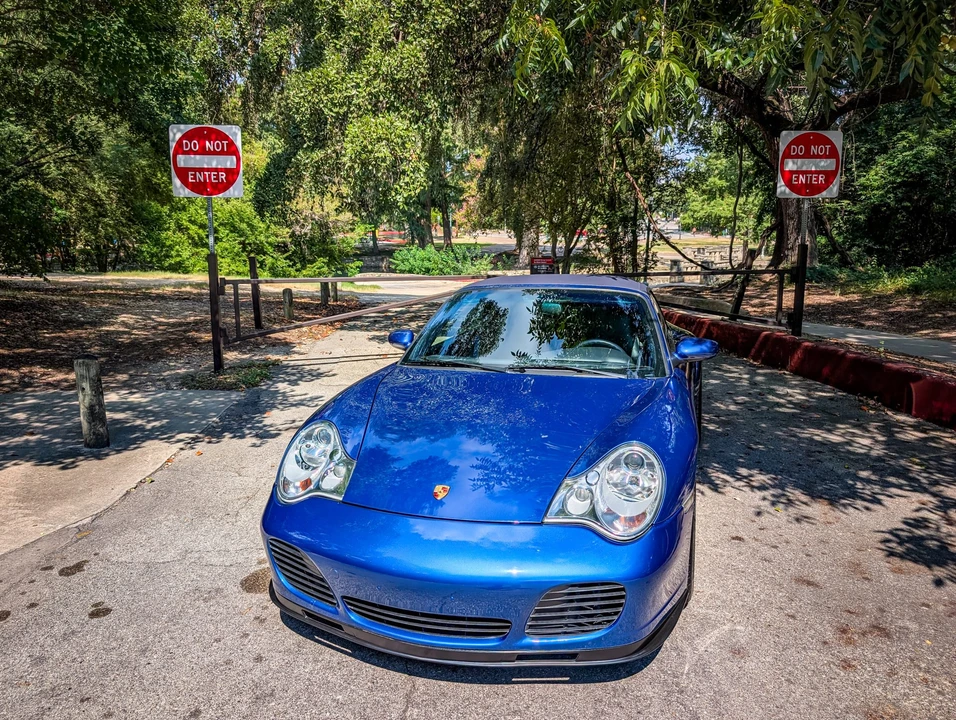 2005 Porsche 996 Turbo - Image 16 of 31