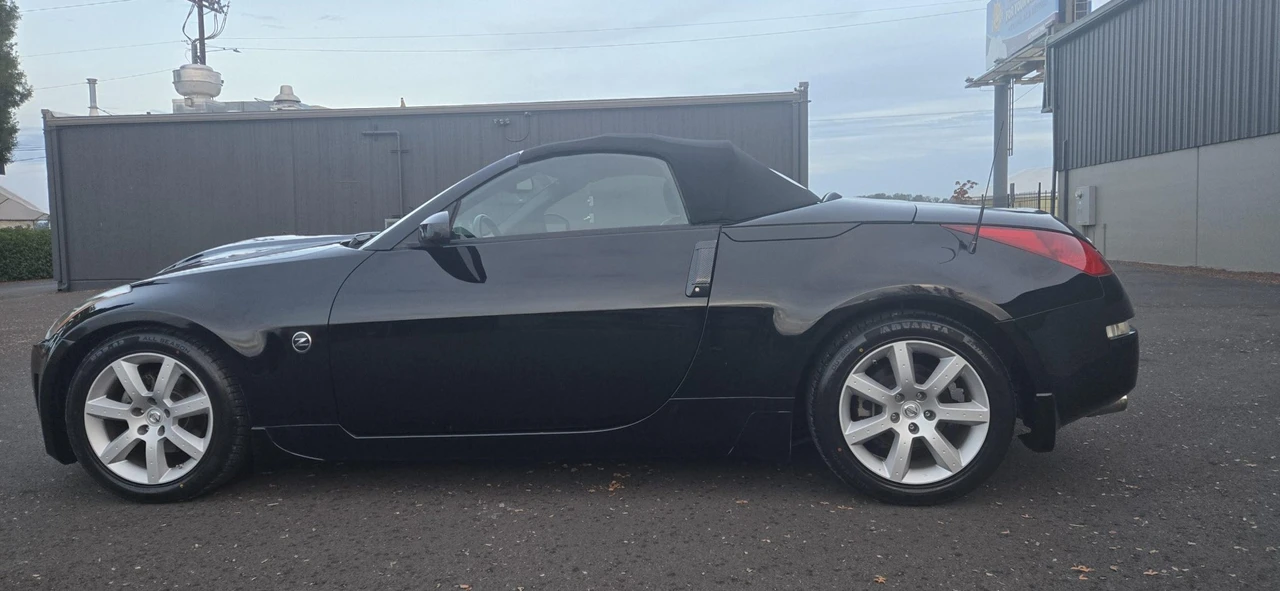 2005 Nissan 350Z 5th Gen - Image 27 of 31