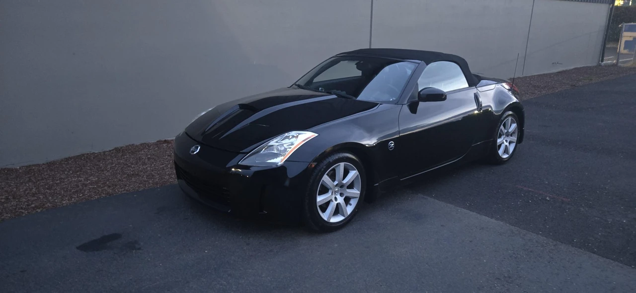 2005 Nissan 350Z 5th Gen - Image 14 of 31