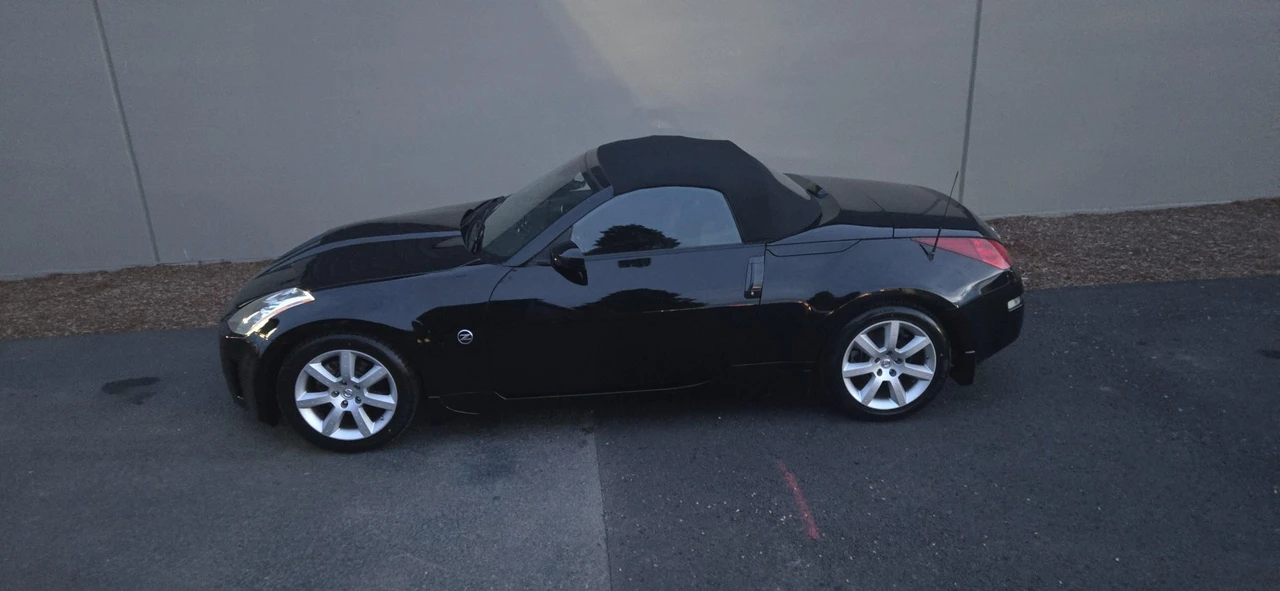 2005 Nissan 350Z 5th Gen - Image 25 of 31