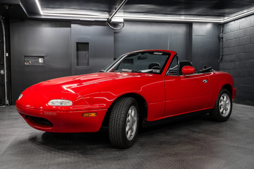 1990 Mazda NA MX-5 Miata - Image 2 of 31