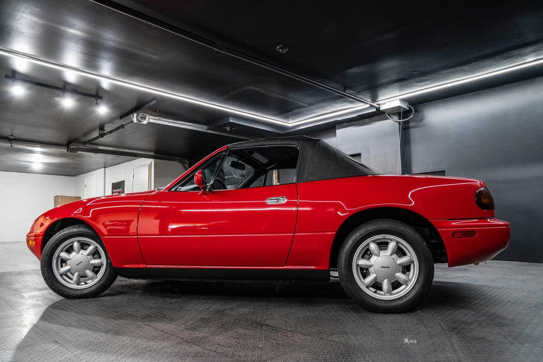 1990 Mazda NA MX-5 Miata - Image 11 of 31