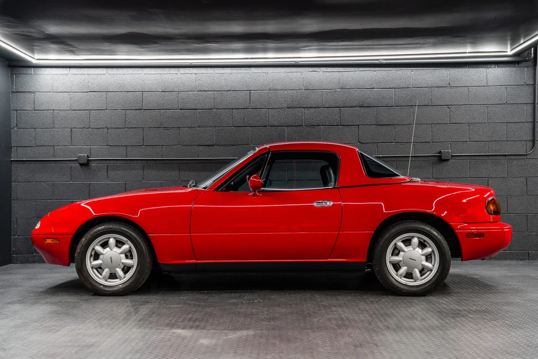 1990 Mazda NA MX-5 Miata - Image 24 of 31