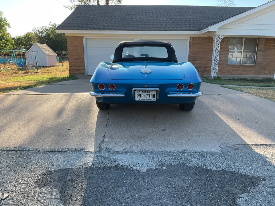 1961 Chevrolet Corvette C1 - Image 19 of 31