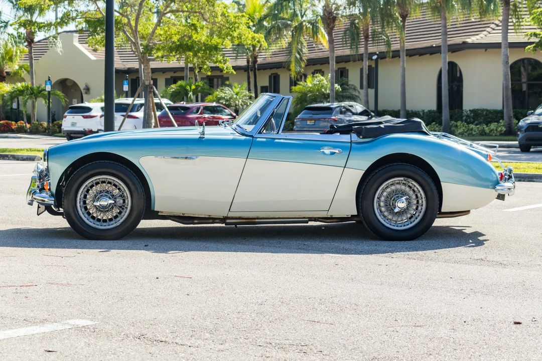 1967 Austin-Healey 3000 Mark III - Image 5 of 31