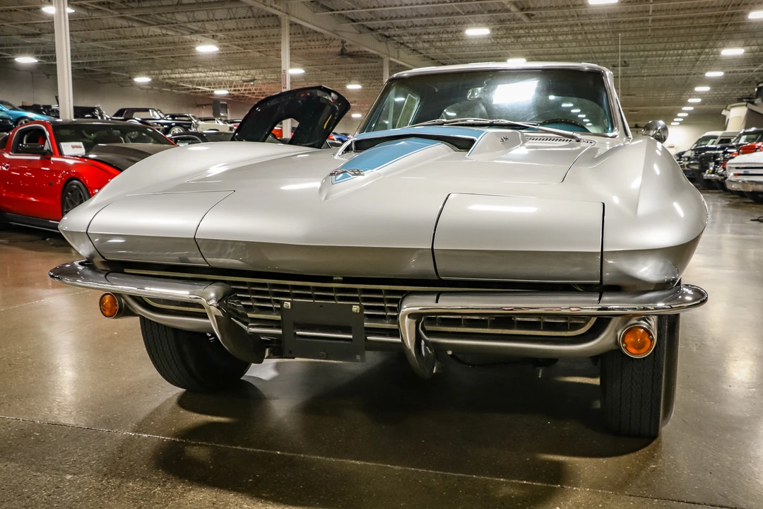 1967 Chevrolet Corvette C2 - Image 4 of 31