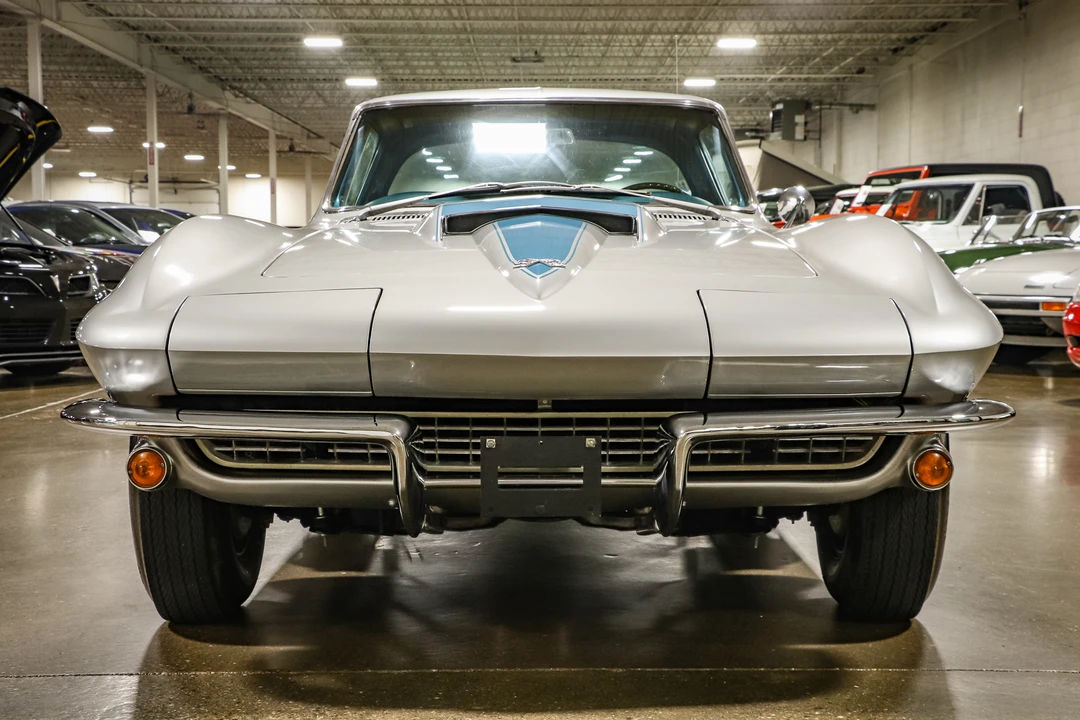 1967 Chevrolet Corvette C2 - Image 23 of 31
