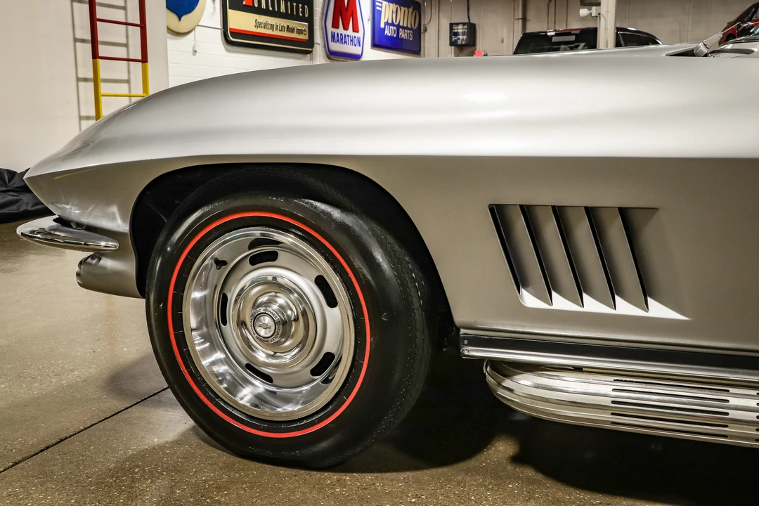 1967 Chevrolet Corvette C2 - Image 30 of 31