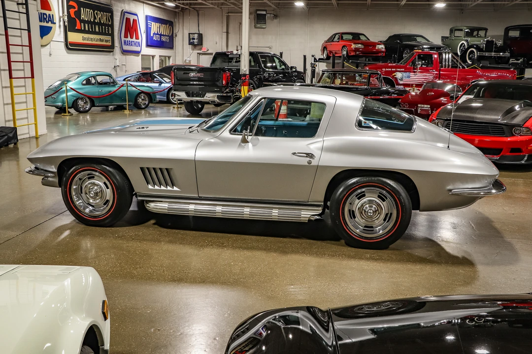 1967 Chevrolet Corvette C2 - Image 9 of 31
