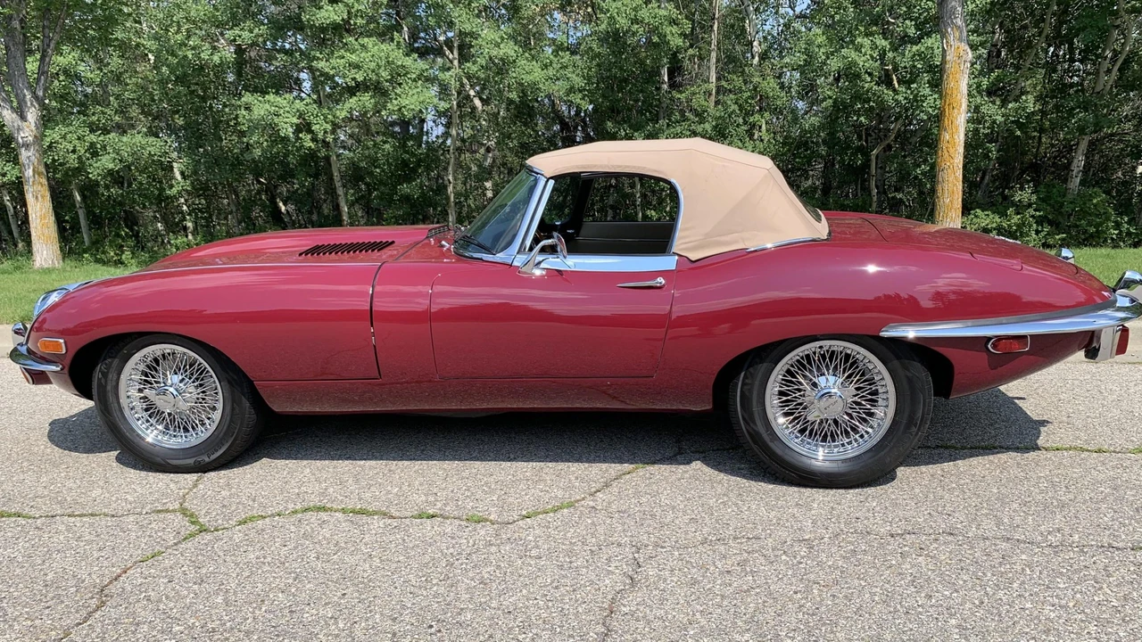 1969 Jaguar E-Type Series 2 - Image 22 of 31