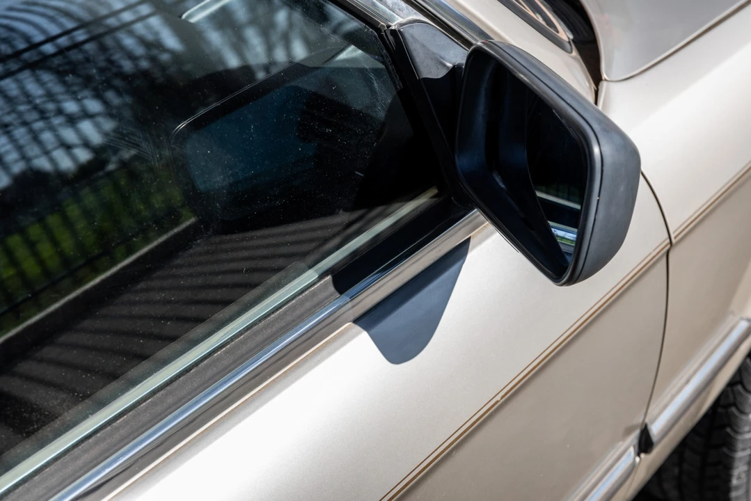 1985 BMW E30 3 Series - Image 30 of 31
