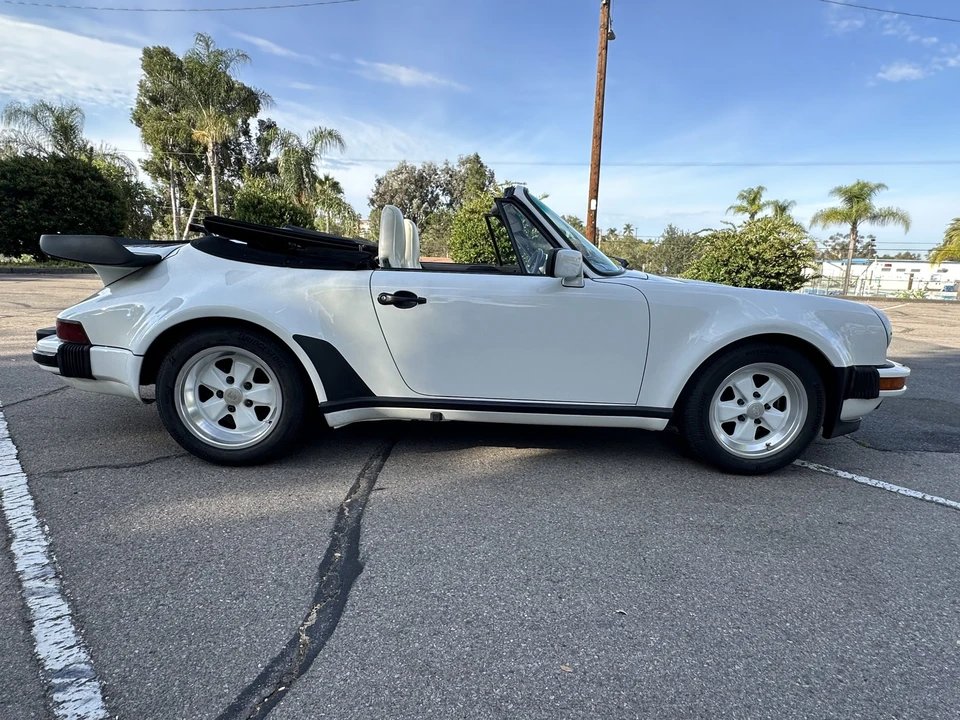 1986 Porsche 911 Carrera 3.2 - Image 2 of 31