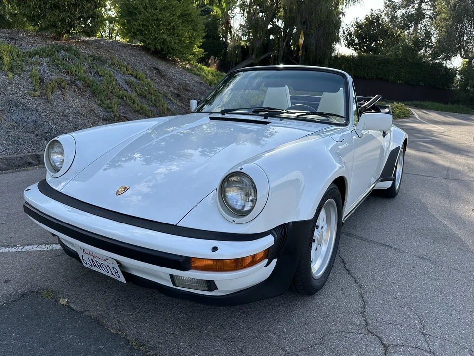 1986 Porsche 911 Carrera 3.2 - Image 4 of 31