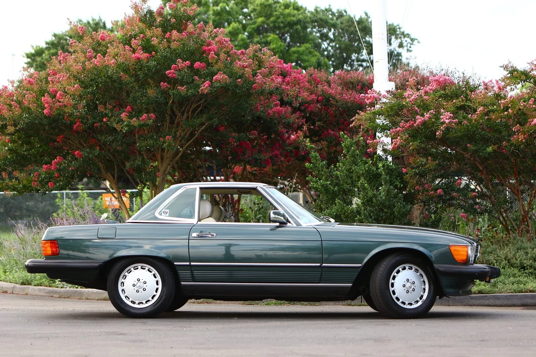 1987 Mercedes-Benz R107 SL-Class - Image 15 of 31