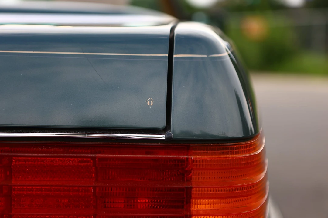 1987 Mercedes-Benz R107 SL-Class - Image 28 of 31