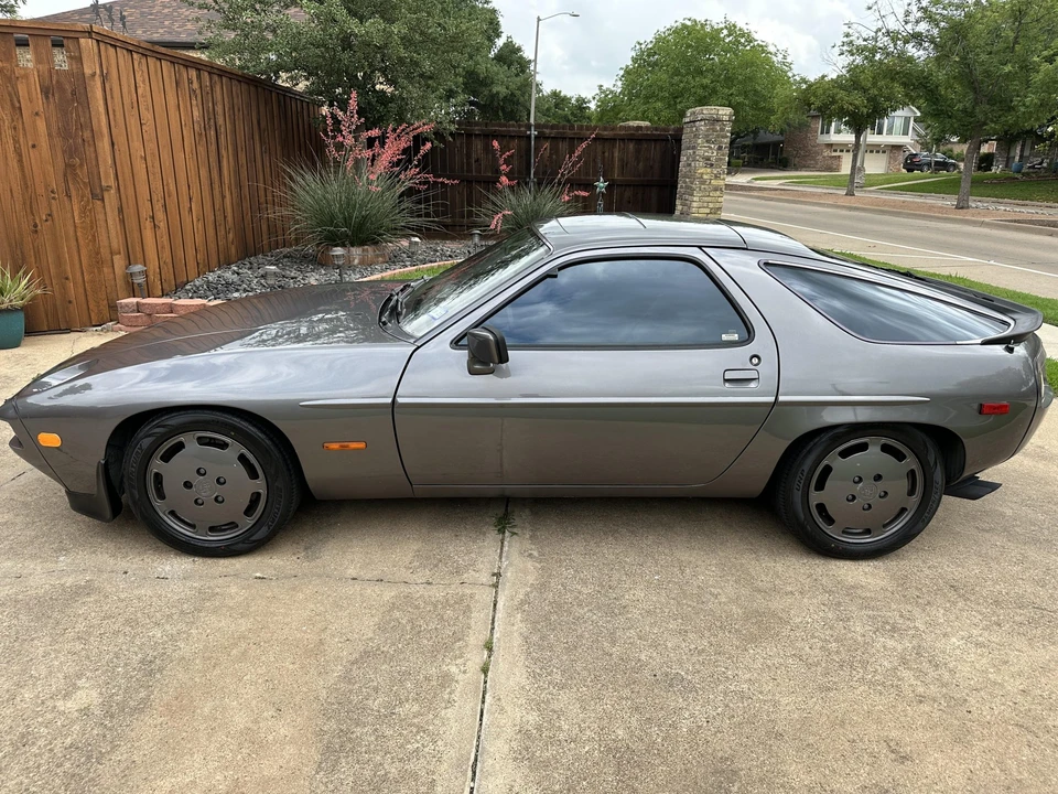 1982 Porsche 928 S - Image 12 of 31