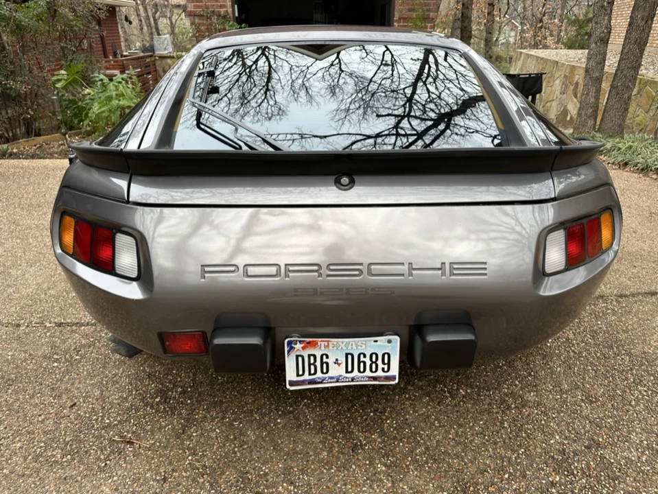 1982 Porsche 928 S - Image 9 of 31