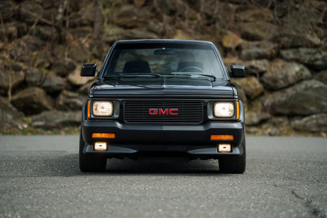 1991 GMC Syclone - Image 4 of 31