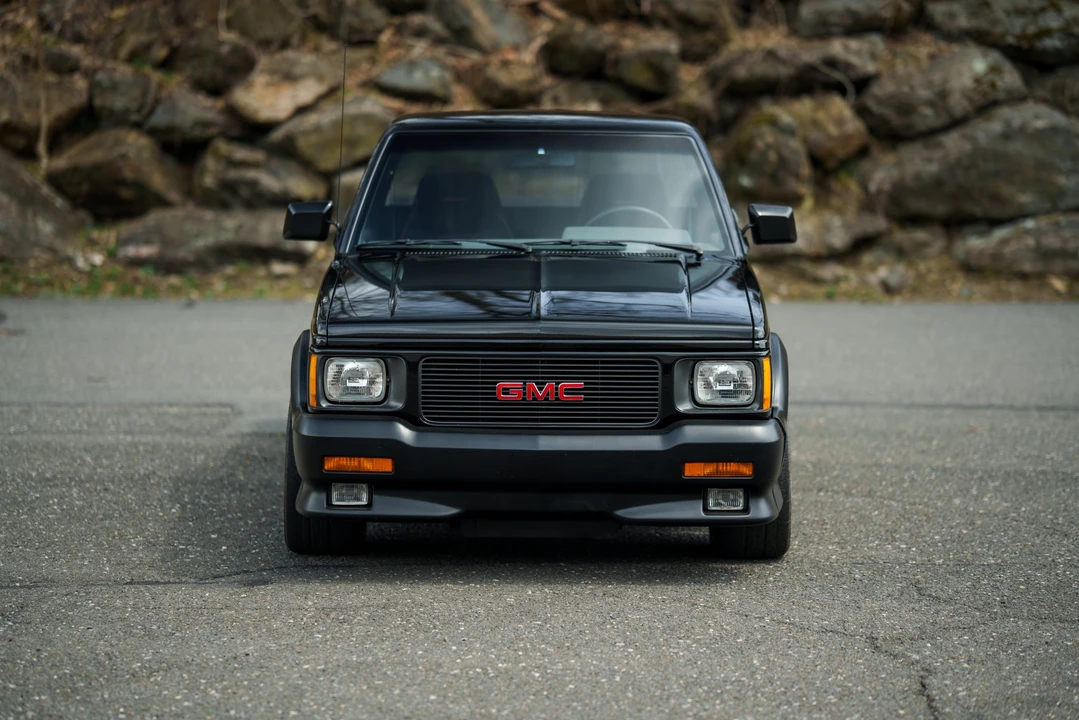 1991 GMC Syclone - Image 5 of 31