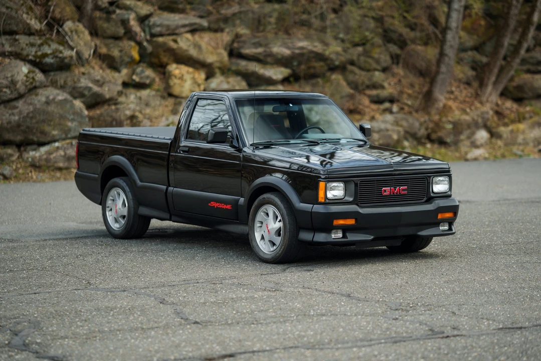 1991 GMC Syclone - Image 7 of 31