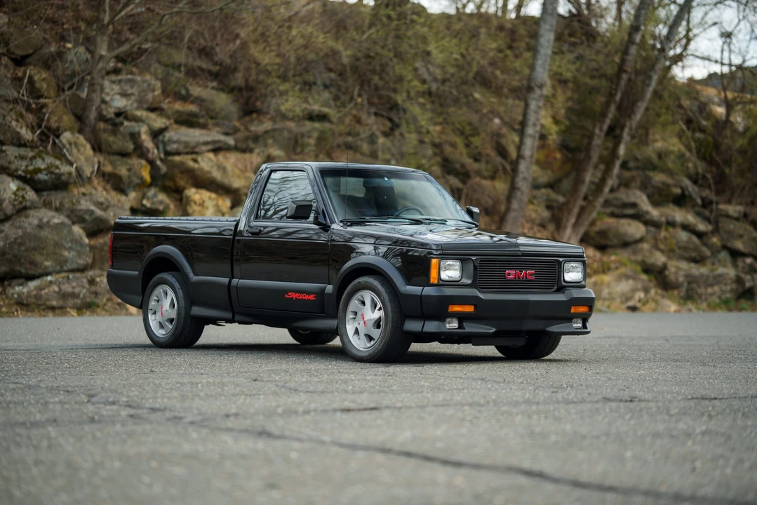 1991 GMC Syclone - Image 8 of 31