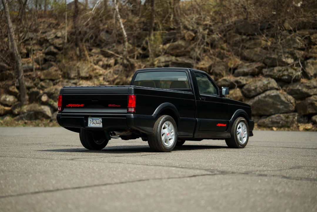 1991 GMC Syclone - Image 12 of 31