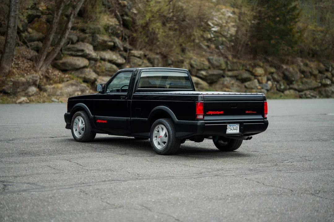 1991 GMC Syclone - Image 15 of 31