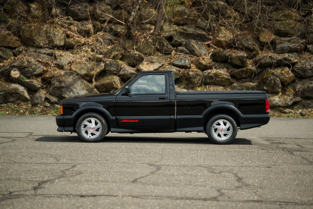 1991 GMC Syclone - Image 17 of 31
