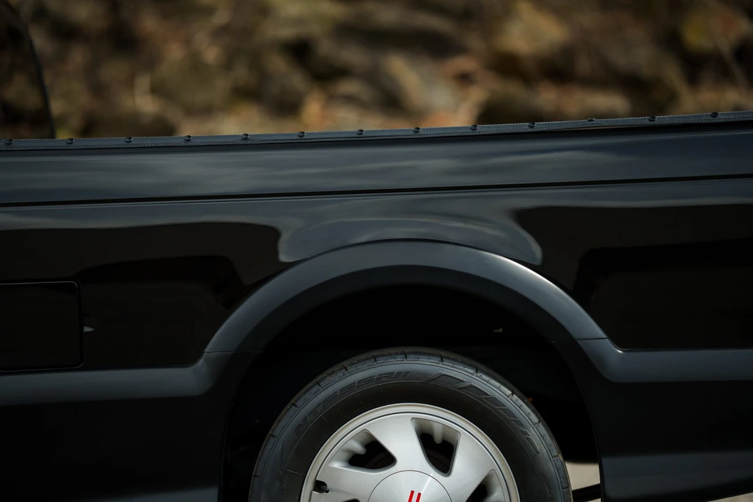 1991 GMC Syclone - Image 30 of 31