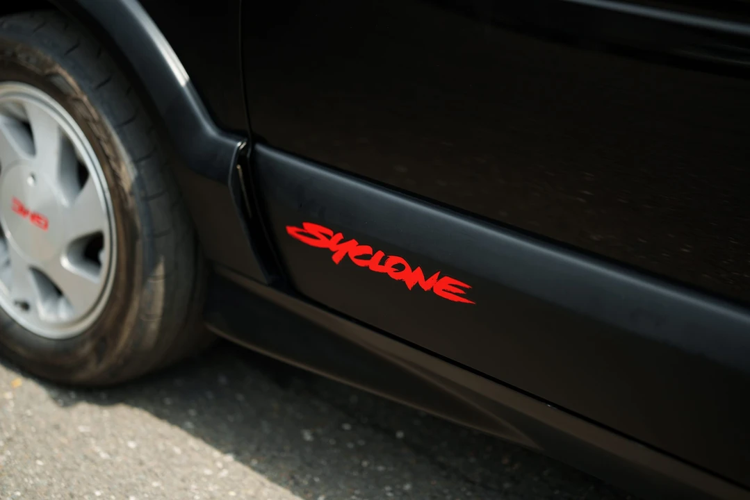 1991 GMC Syclone - Image 26 of 31