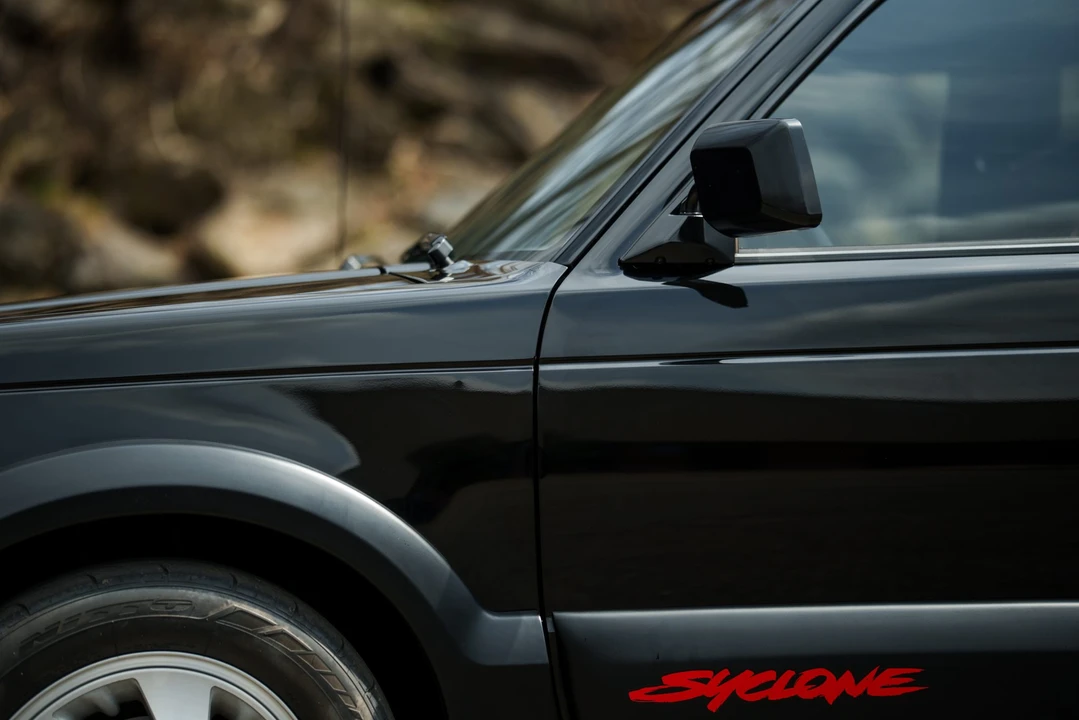 1991 GMC Syclone - Image 24 of 31