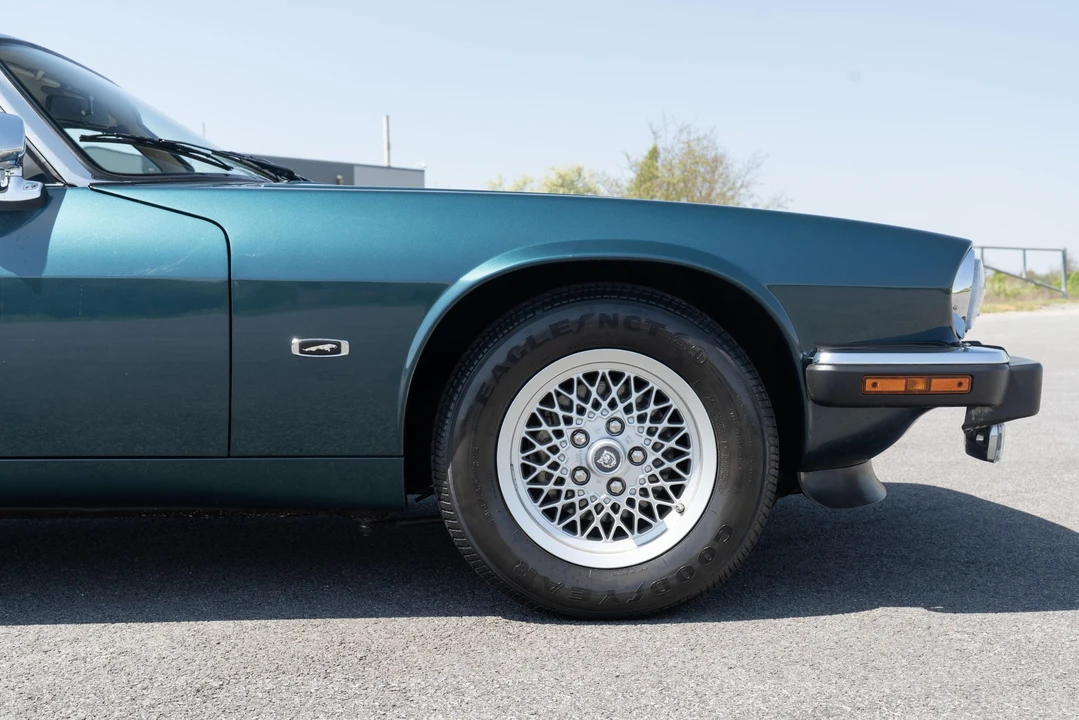 1993 Jaguar XJS Convertible - Image 26 of 31
