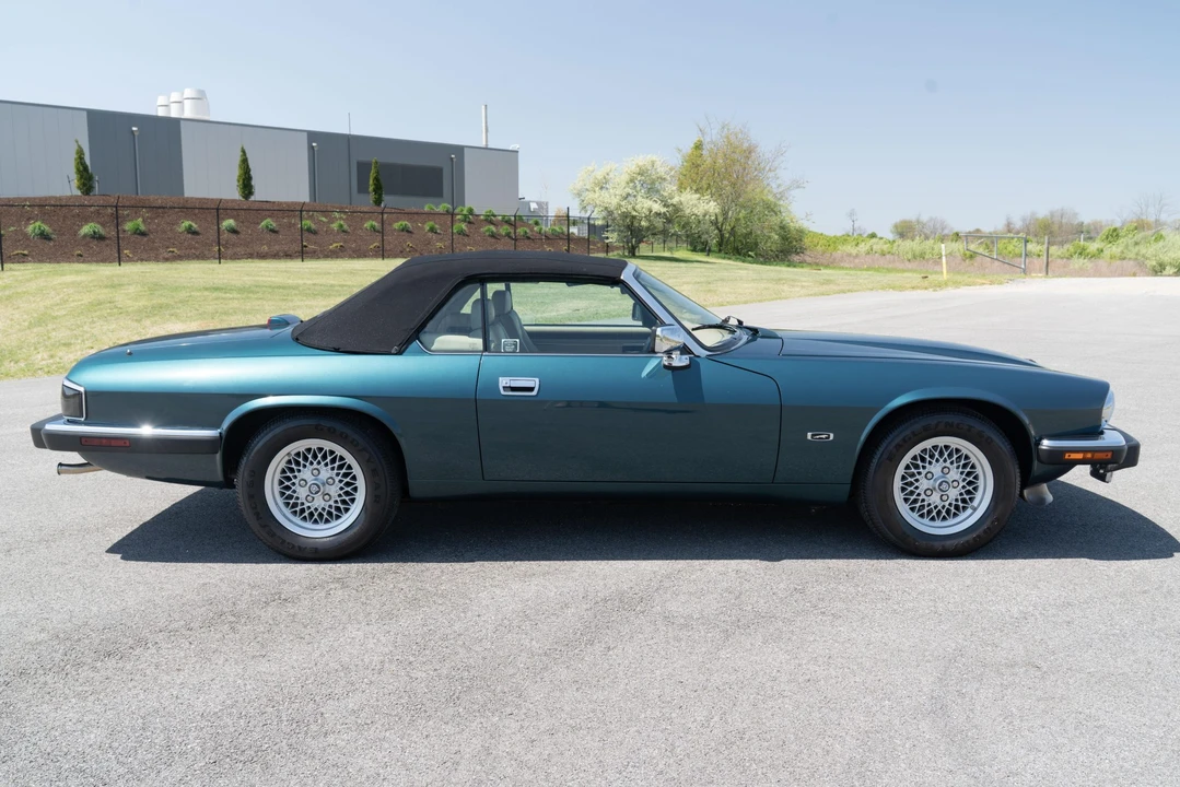 1993 Jaguar XJS Convertible - Image 12 of 31